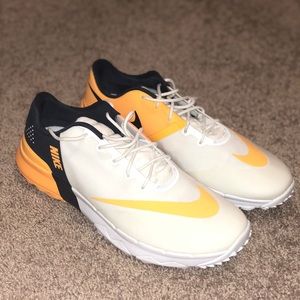 Nike Golf Shoes Men’s size:10.5 NEVER WORN
